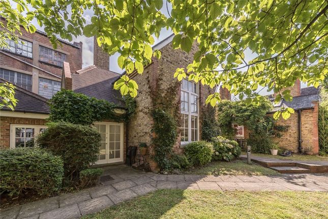 3-bed house on 37, The Lycee, London, £1,000,000