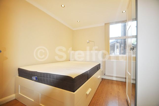 Flat to rent in Warrender Road, Tufnell Park