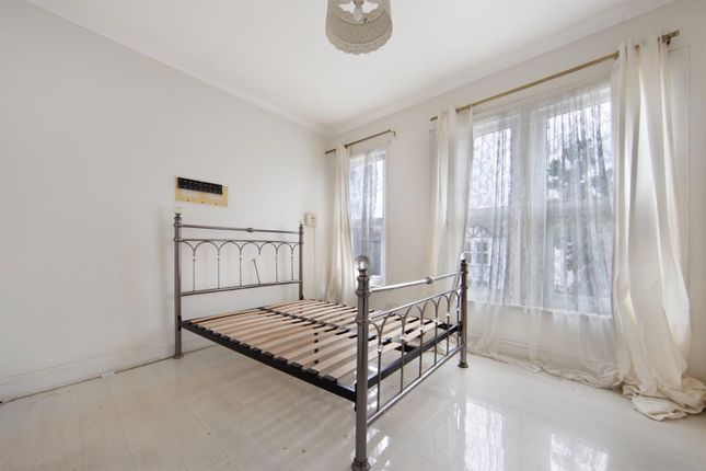 51, Siddons Road, London photo 4