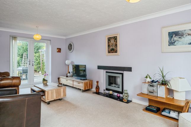 37, St. Peters Way, Chester photo 4