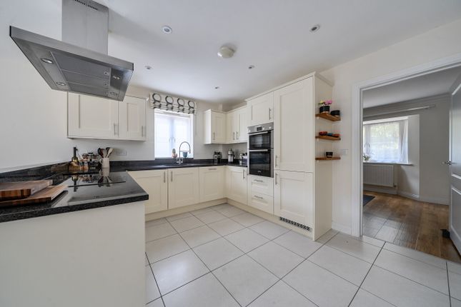 5, Wardle Avenue, Reading photo 2