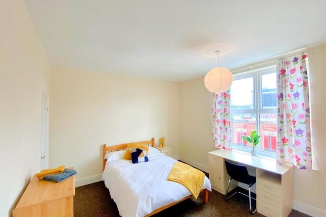 14, Hartland Rd, London photo 4