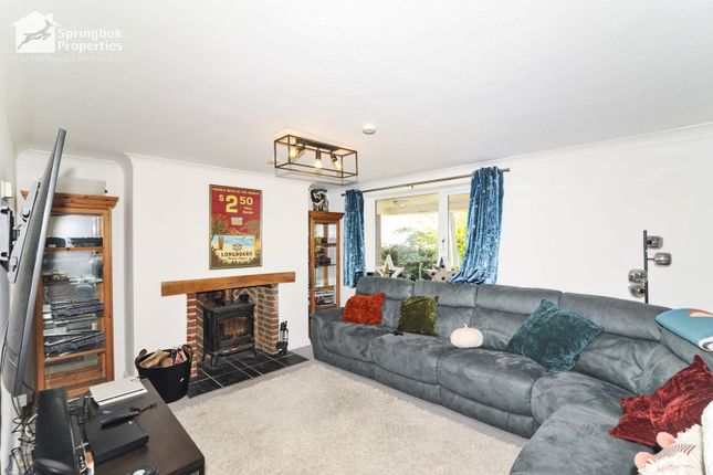 17, Hoover Close, Saint Leonards-on-sea photo 2