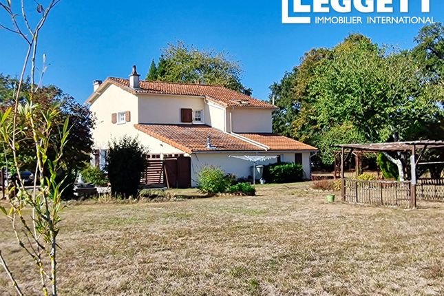 Thumbnail Villa for sale in Ambernac, Charente, Nouvelle-Aquitaine