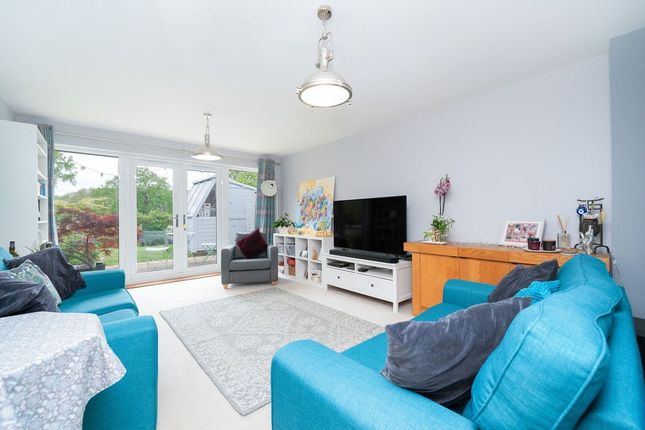 7, Norfolk Close, Iver photo 4
