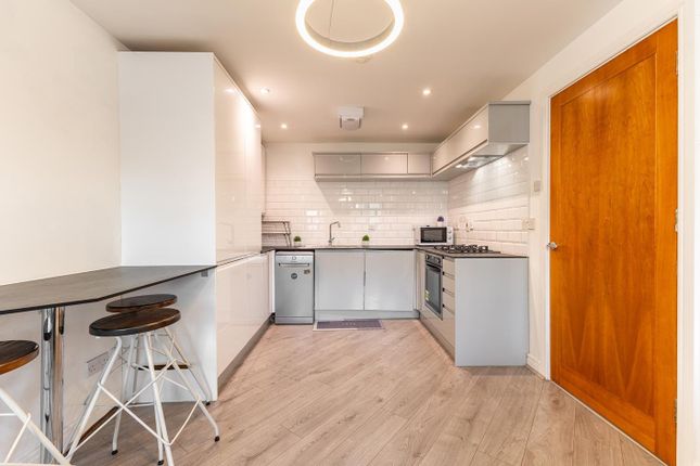 Thumbnail Flat for sale in Jamaica Street, Stepney, London