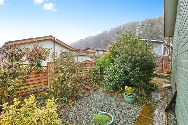 7, Lathkill Lane, Matlock photo 3