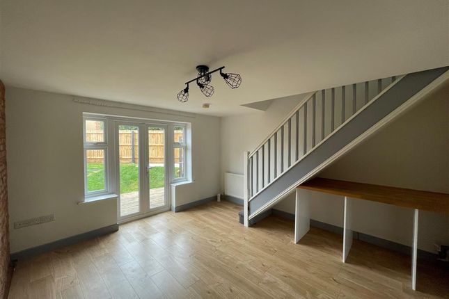 19, Washington Drive, THETFORD photo 4