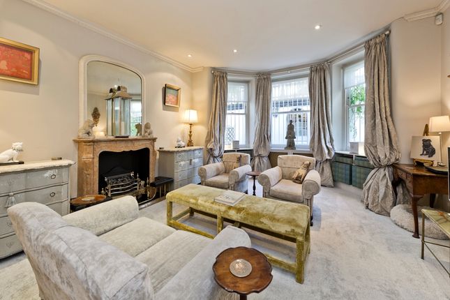 Flat for sale in Cornwall Gardens, London