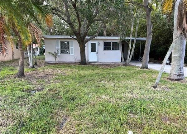 Property for sale in 2421 Sunset Ave, Naples, Florida, United States Of America