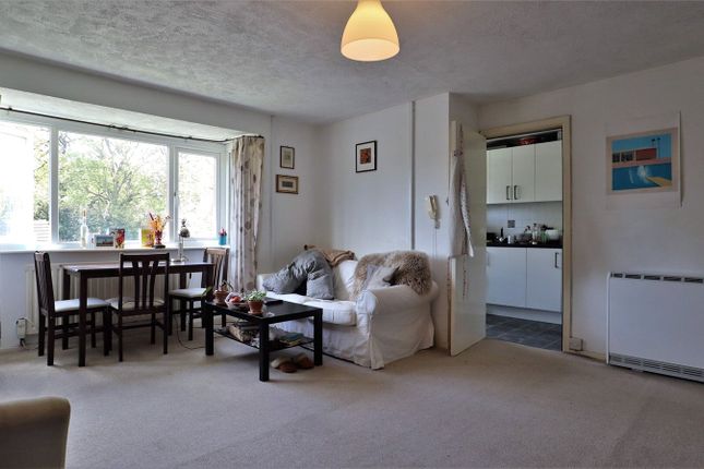 3, Woodlands Close, Oxford photo 2