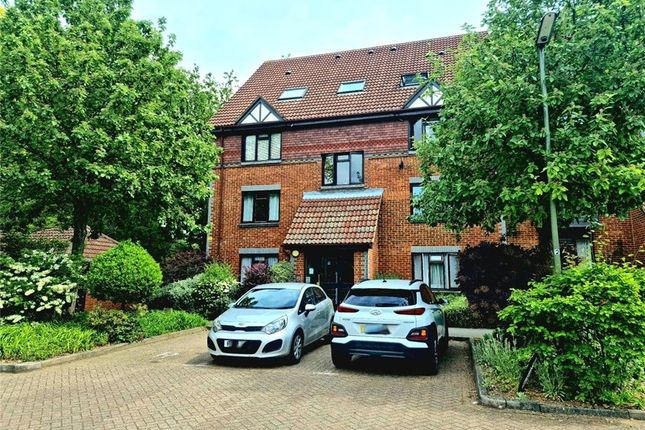 Thumbnail Studio to rent in Templecombe Mews, Oriental Road, Woking, Surrey