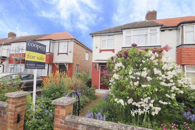 Thumbnail Semi-detached house for sale in Lynhurst Crescent, Hillingdon