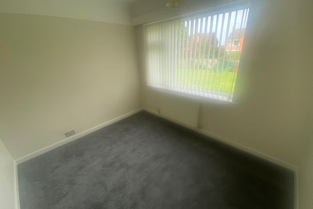 Flat 2, Wirral photo 5
