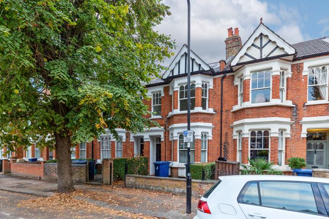 1 Bedroom Flat in W13 9EB