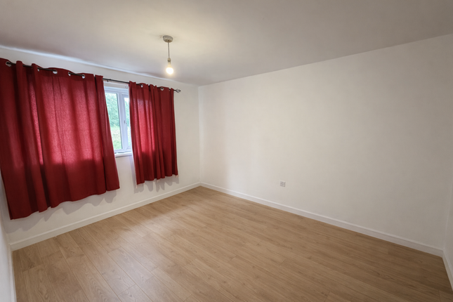 103, Runcorn photo 4