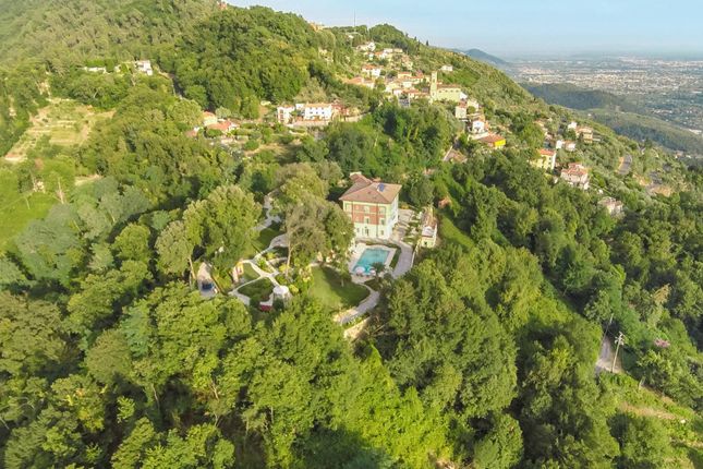 Villa for sale in Via di Capriglia, Pietrasanta, It