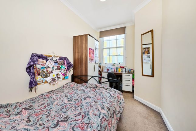 Flat for sale in Coin Street, London