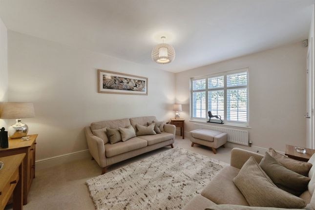11, Bateman Close, Banbury photo 4