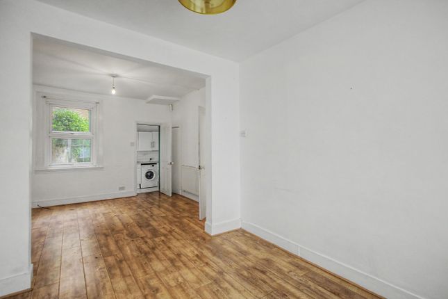 86, Morning Lane, London photo 4