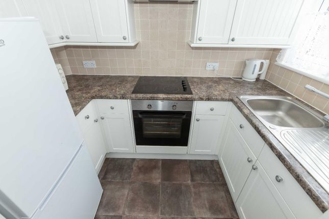 25, Freshbrook Court, Freshbrook Road, Lancing photo 2
