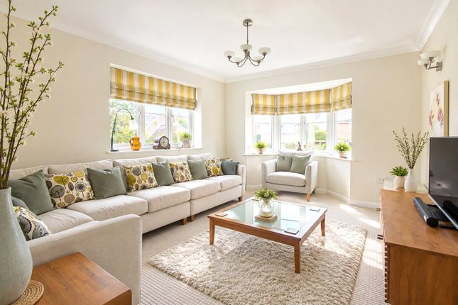 6, Great Marlow, Hampshire photo 3