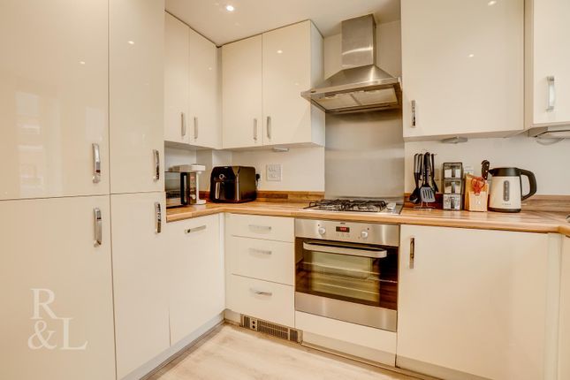 Ironwood Close, Nottingham photo 3