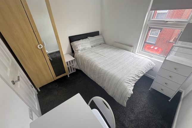 Thornville View, Leeds photo 4