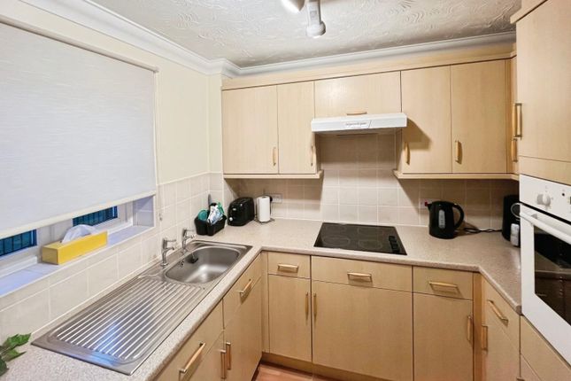 8 Mellor Lodge, Town Meadows Way, Uttoxeter photo 4