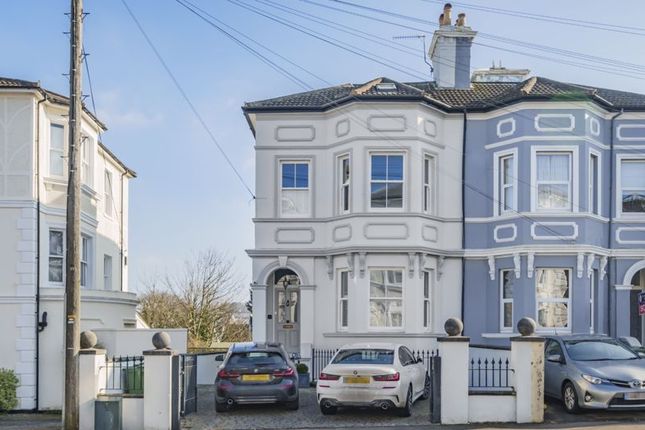 Thumbnail Semi-detached house to rent in Upper Grosvenor Road, Tunbridge Wells