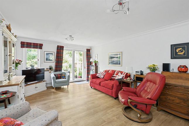 10 Birklands Park, London Road, St. Albans photo 4