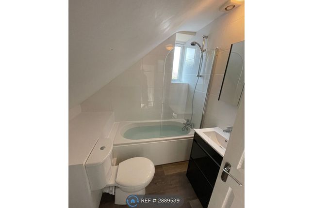 Flat, Haemes House Alfriston Road, Camberley photo 3