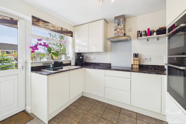 17, Wittmills Oak, Buckingham photo 4
