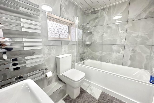 198, Hobart Road, Hayes photo 3