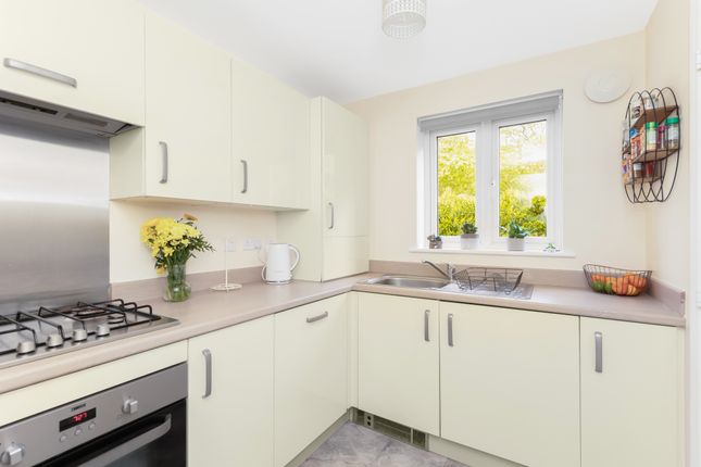 37, Beatlie Road, Winchburgh, Broxburn photo 4