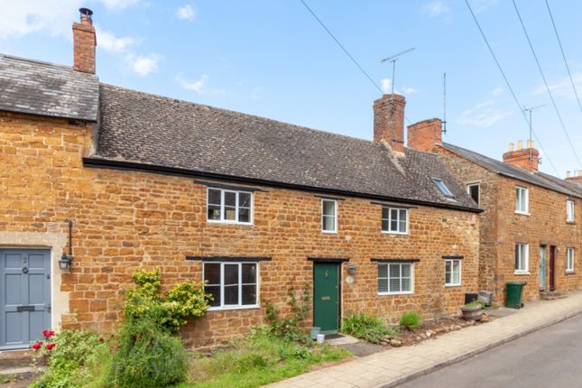 Thumbnail Cottage to rent in Water Lane, Adderbury, Banbury