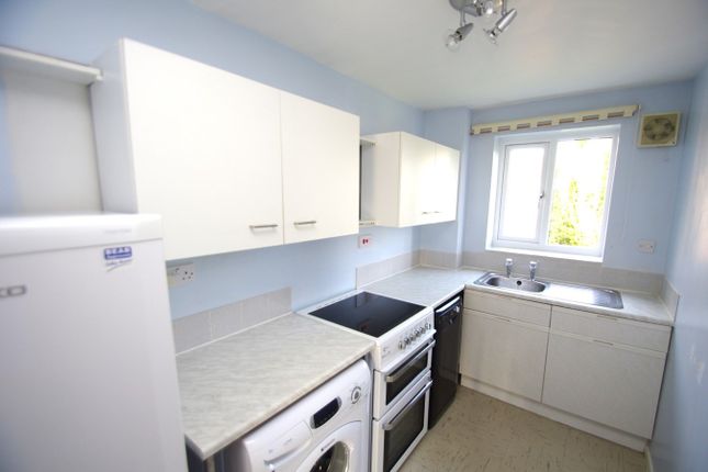 Flat to rent in Guernsey House, Pioneer Way, Watford