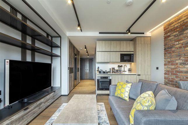 Studio flat on 509 Stage Apartments, 22, Hewett Street, London, £2,650/mo
