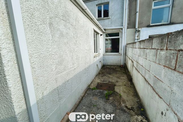41, MERTHYR TYDFIL photo 2