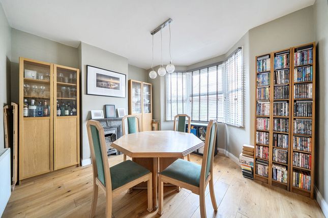 73, Little Roke Avenue, Kenley photo 4