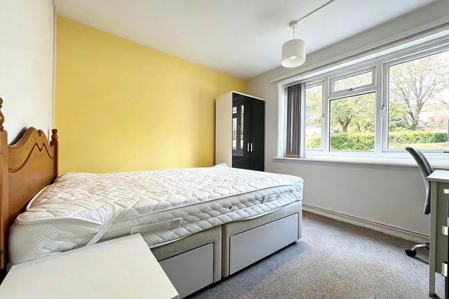 22, Margaret Road, Exeter photo 5