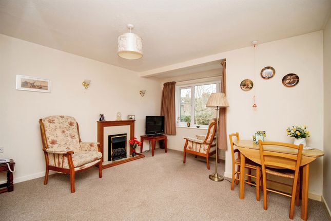 Flat for sale in South Walks Road, Dorchester