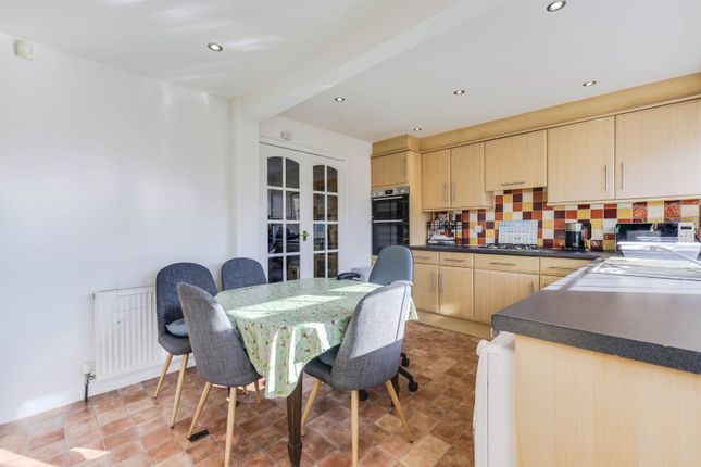 72, Burley Lane, Leeds photo 4