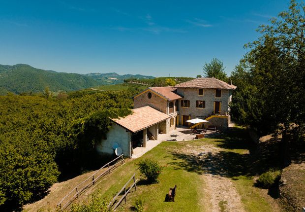 Thumbnail Detached house for sale in Castino, Cuneo, Piemonte, Cn12050