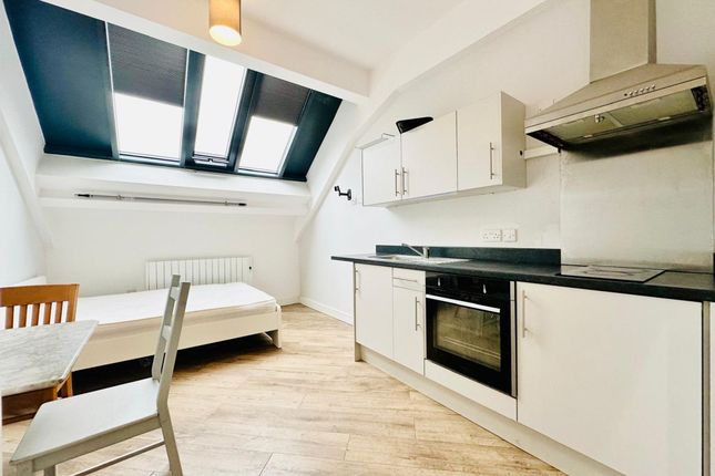 Studio flat on Apt A2 Zephyr Building, Avenue D, Nottingham, Nottingham, £805/mo