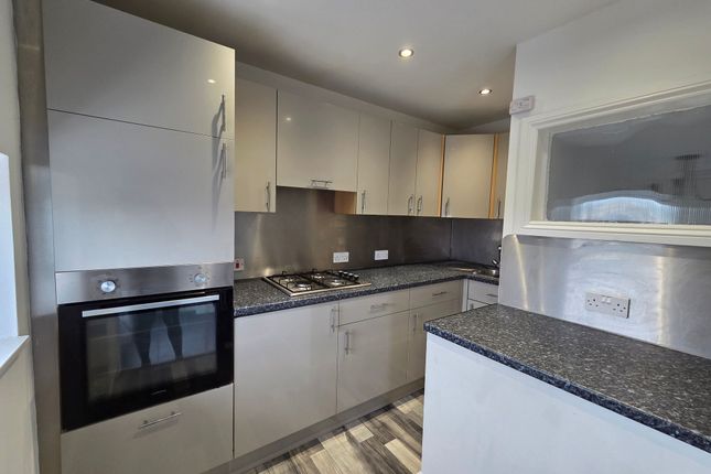 Flat 4 201 Stuart Road, Plymouth, Plymouth photo 2