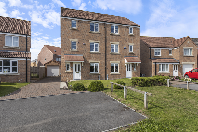 4Â Bedroom Semi Detached For Sale