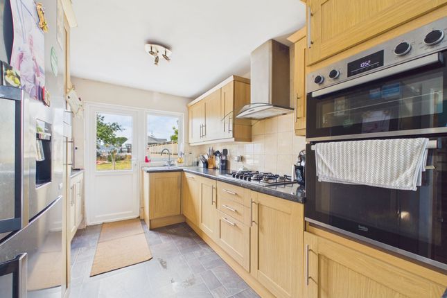13 Ridgeway Close, Saundersfoot photo 3