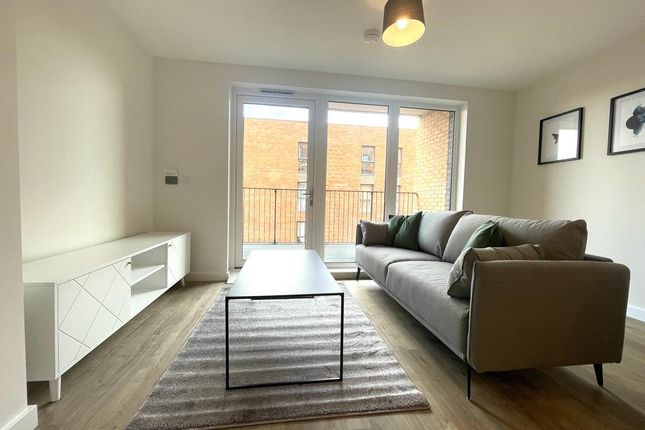 Flat 99 Mortise House, 21 Chailey Place, Middlesex photo 3
