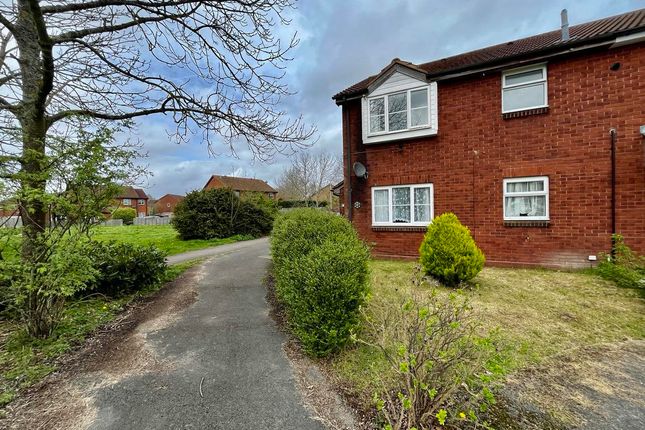 Thumbnail Semi-detached house to rent in Snowdon Close, Thatcham